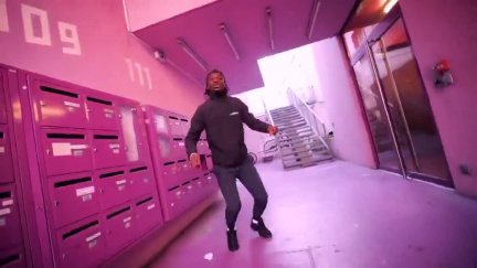 danse rap toutoutata tatatoutou fond rose