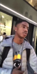 dit je suis une salope ou tu mange une droite