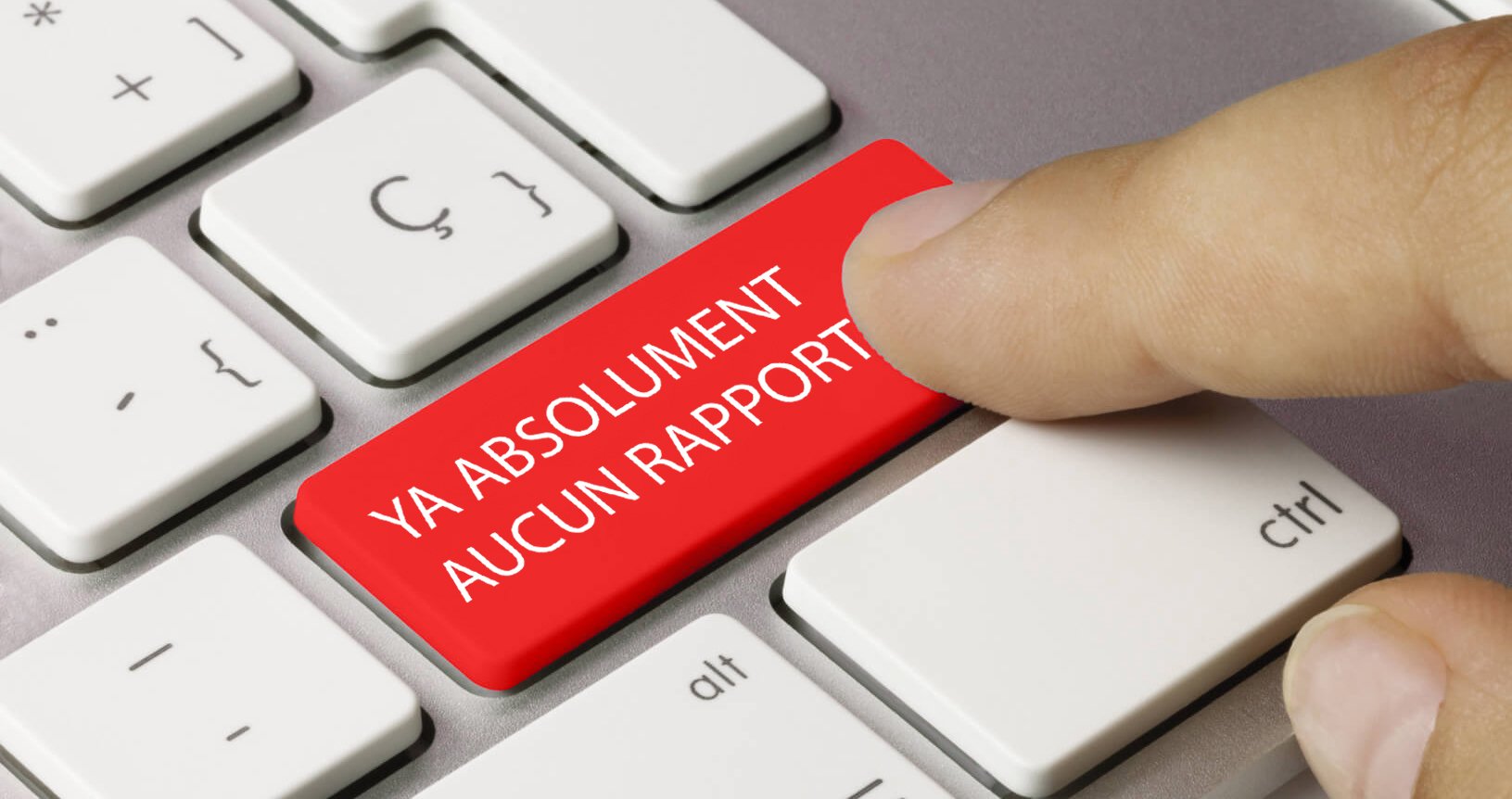 Ya absolument aucun rapport