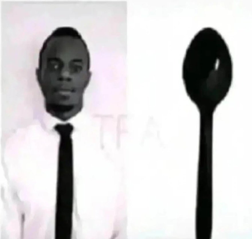 Homme noir comparaison cuillère