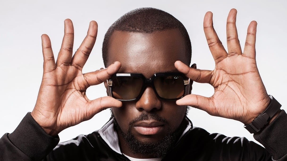 regard maitre gims ciel