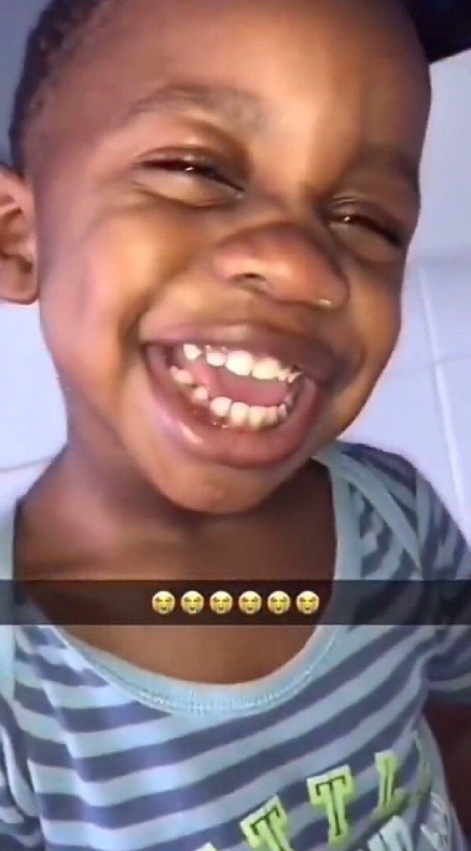 snap imitation sourire vache kiri