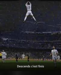 célébration cr7 Descends c'est finis