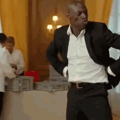 Omar Sy danse avec assurance dans Intouchables
