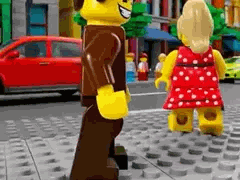 Un Lego baisse son pantalon, se retourne et court sur une femme