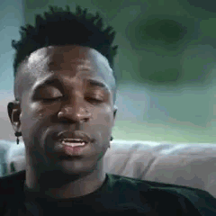 Vinícius Júnior qui pleure