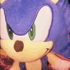Une peluche Sonic qui se paluche/branle/m'asturbe et éjacule une aura