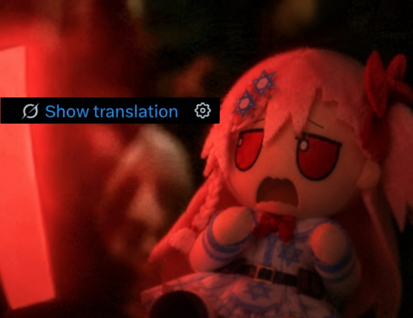 Peluche Negev choquée devant l'option Show translation
