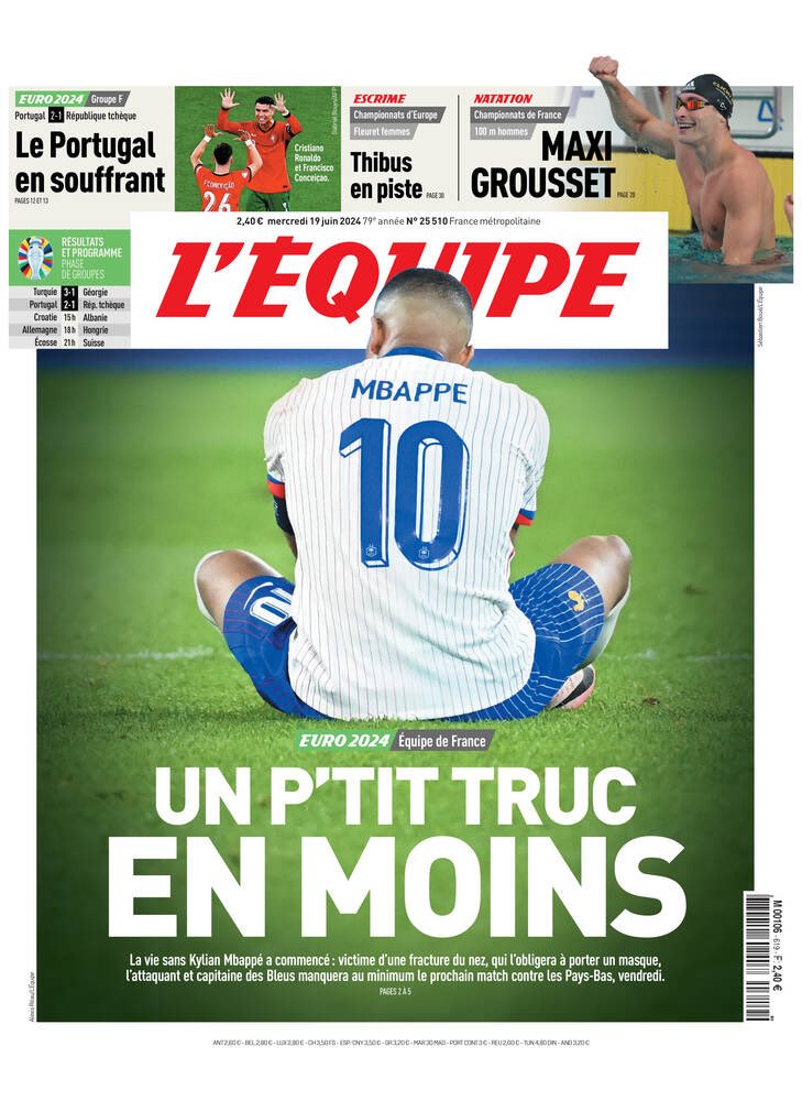 Kylian Mbappé assis de dos - Un p'tit truc en moins