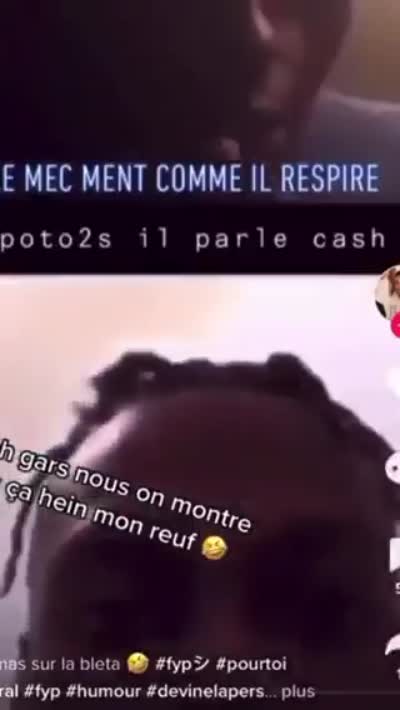 snapchat - Un gars demande à son pote de montrer le FAMAS qu'il prétend avoir