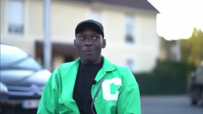 C'est un truc de ouf. Même là quand je te parle là, eh j'ai les yeux qui pétillent wesh. C'est un truc de ouf, je te jure c'est un truc de ouf. Putain.
