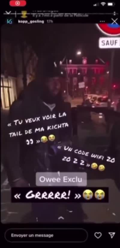 snapchat - Un homme rappe dans la rue mais fait un rap de golmon, éclaté au sol