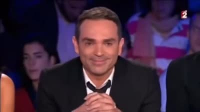 Mathieu Kassovitz dit à Yann Moix  - Arrête de sourire. Sois normal mec !