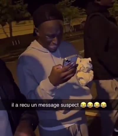 snapchat - Il a reçu un message suspect