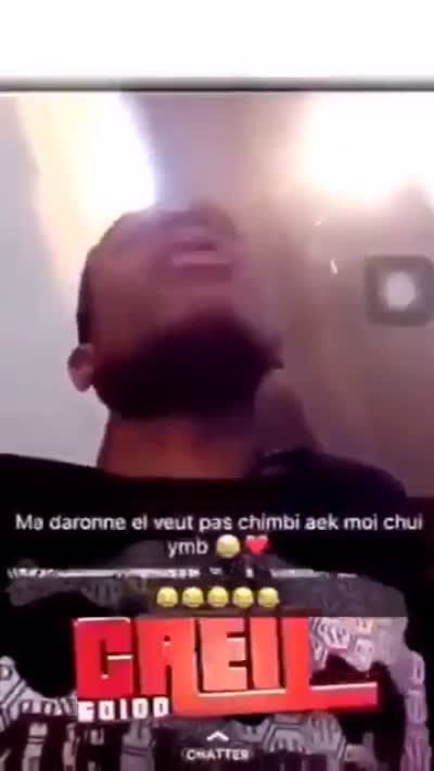 snapchat - Et demande à ta maman si elle veut chimbi. Elle veut pas ? Eh maman viens chimbi une taff.