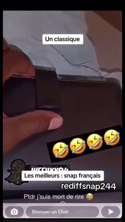 snapchat - Un jeune homme découvre le classeur de budget de son petit frère