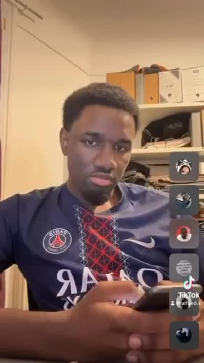 Live TikTok - Une femme/meuf rap mais toute la vocal se fou de sa gueule/moque