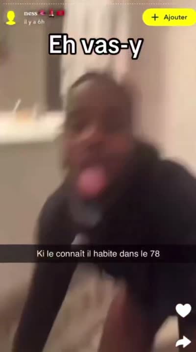 snapchat - Leila, j'suis ton chien Leila, j'suis à toi.