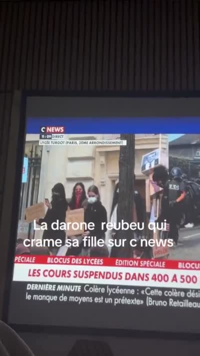 Une mère surprend sa fille en direct sur CNews pendant une manifestation blocus lycée