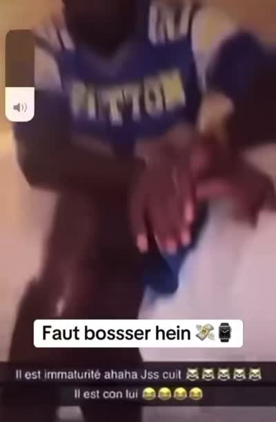 snapchat - Il est quelle heure ? Bah il est cher. Ah bon ? Faut bosser hein