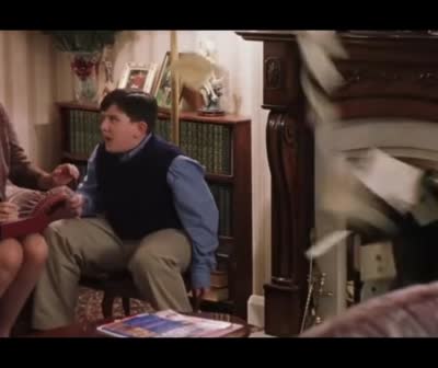 Harry Potter saute au milieu d'une pluie de lettres de Poudlard