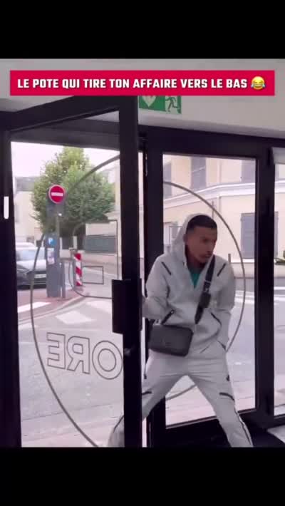 snapchat - Walid Sax Hamza pvris - Le pote qui tire ton affaire vers le bas