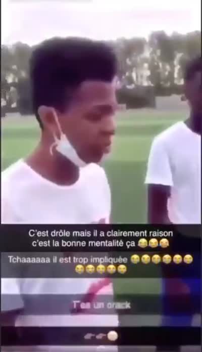 snapchat - Un jeune footballeur motive ses coéquipiers très sérieusement