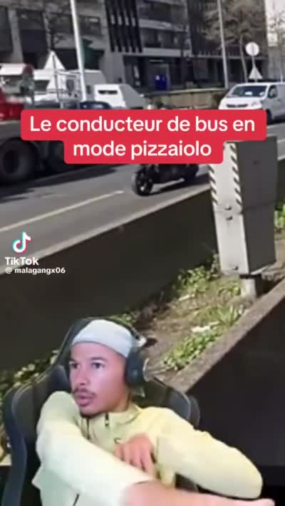 Hamza pvris - Le conducteur de bus en mode pizzaiolo